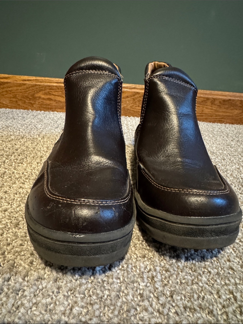 GAP Little Boys Brown Leather Slip-On Chelsea Boots - Picture 3 of 15